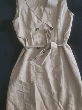 H&M Sleeveless Beige Double-Breasted Tie-Waist Dress